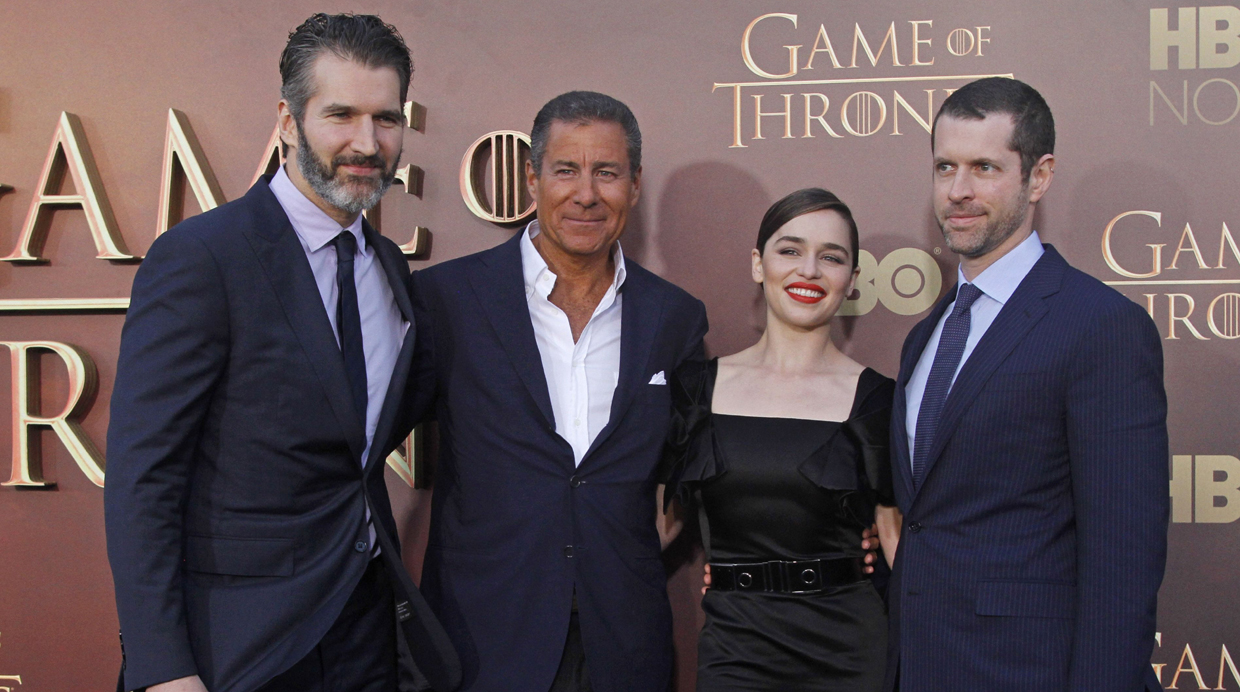 David Benioff, el CEO de HBO Richard Plepler, Emilia Clarke y Dan Weiss