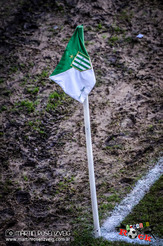 Todo pintado de blanco y verde en el Florencio Sola